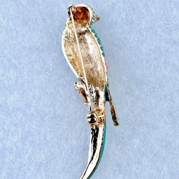 Gold tone blue and pink Parrot Brooch - Picture 2 of 2